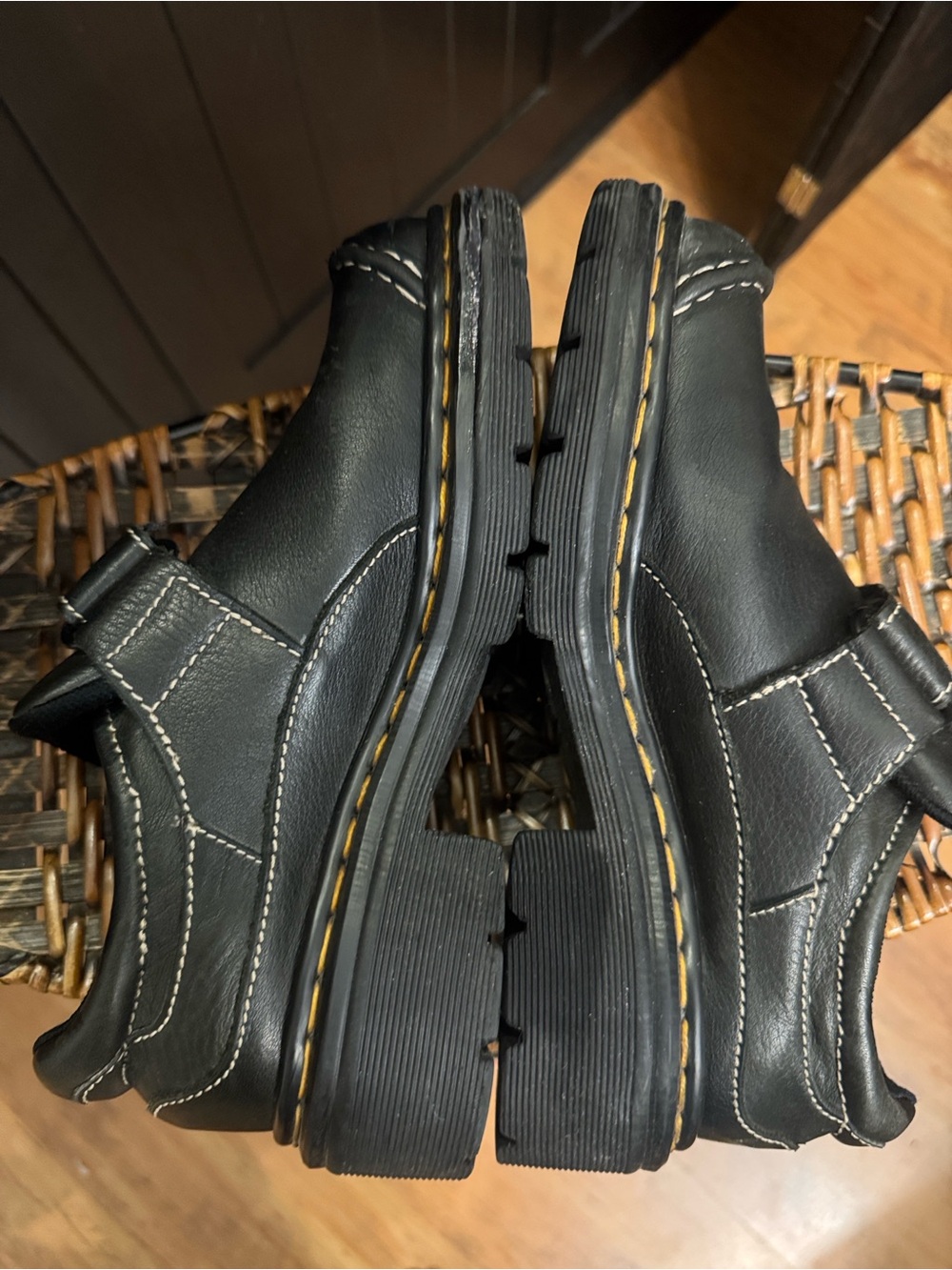 90’s Dr. Martens Velcro Shoe Black Men’s 6 Women’s Sz 7 - Picture 5 of 10